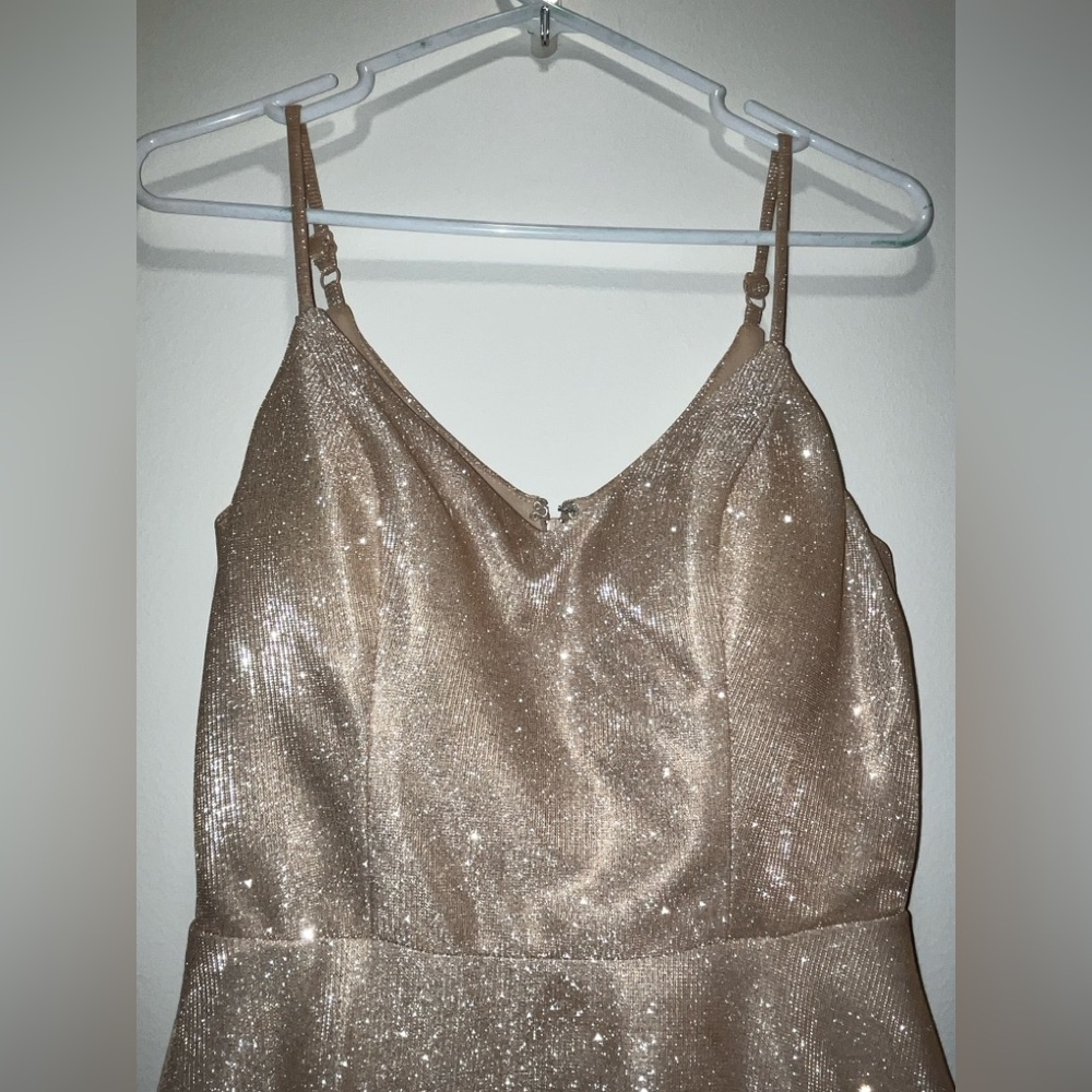 Windsor Adjustable Spaghetti Strap Shimmering Cha… - image 6